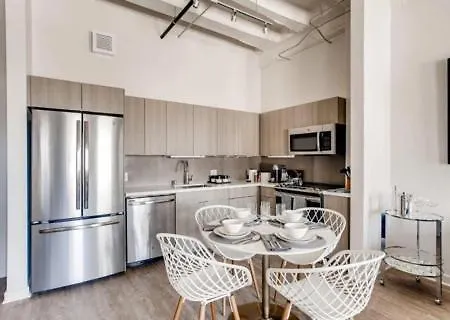 Luxury 1Bedroom 1Bath Gaslamp Quarter Petco Park